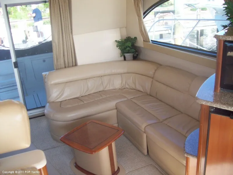 Slide: The Image of Meridian 411 Sedan 2005 - 9