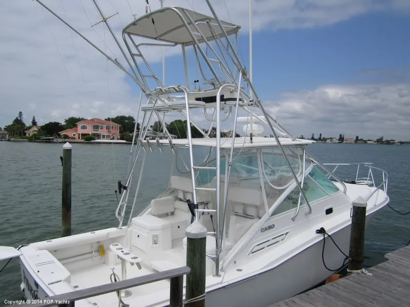 Slide: The Image of Cabo 31 Express Sportfish 2001 - 4