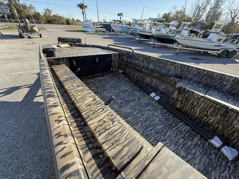 Slide: The Image of Excel Shallow Water F4 1754-5000 ENGINE 2026 - 7