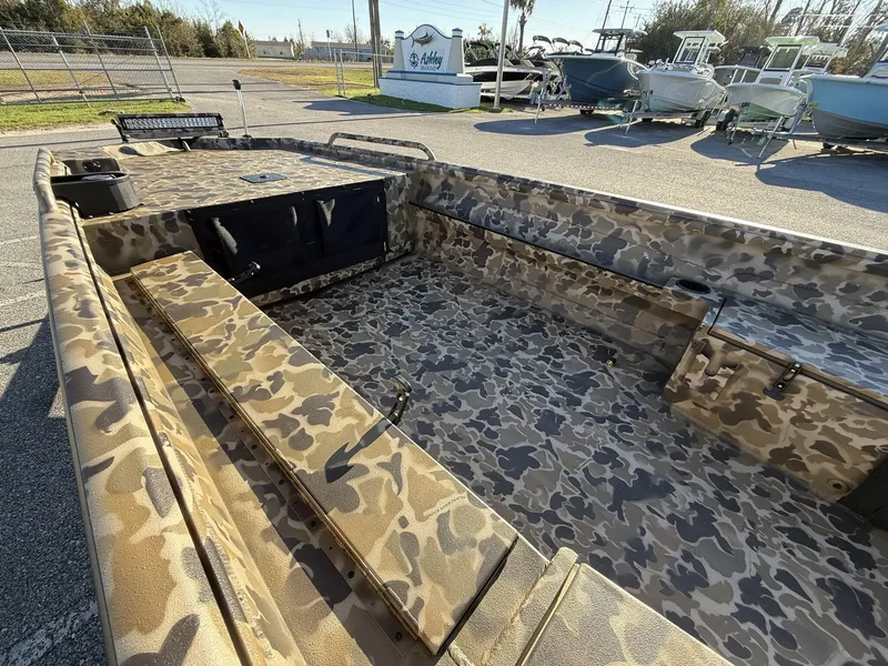 Slide: The Image of Excel 1751 Viper F4 2026 - 5