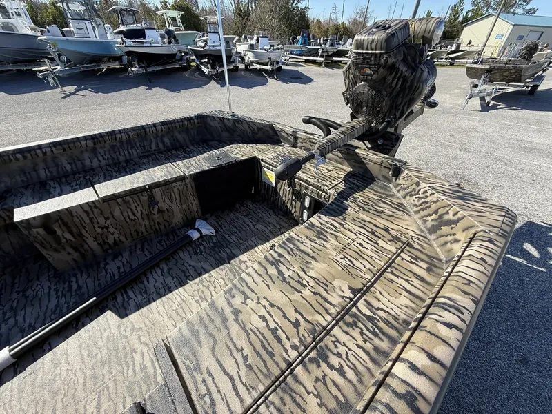 Slide: The Image of Excel 1754 Shallow Water F4 2026 - 5