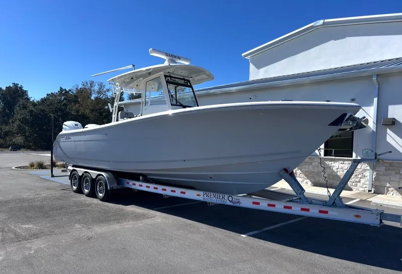 Slide: The Image of Cobia 320CC 2026 - 8