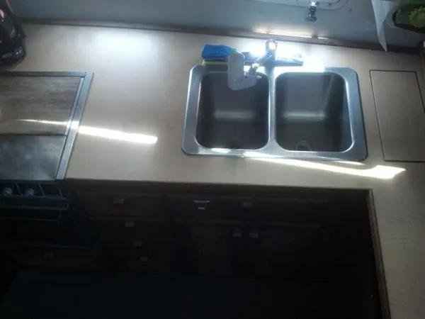 Slide: The Image of Bayliner 3460 Trophy Convertible 34 1986 - 8