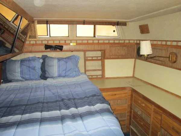 Slide: The Image of Sea Ray 360 Aft Cabin 1985 - 5