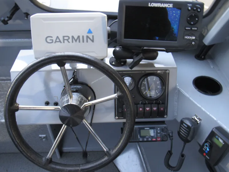 Slide: The Image of Hewescraft 200 ProV ET H/T 2018 - 8