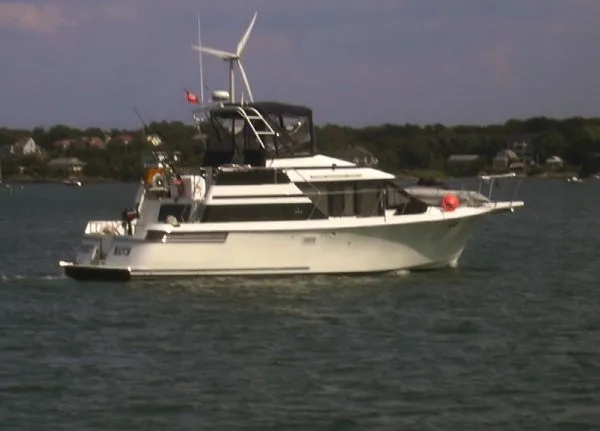 Slide: The Image of Tollycraft 3911 Cockpit Motor Yacht 1990 - 0