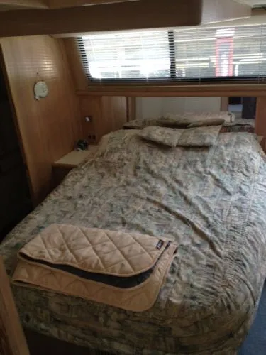 Slide: The Image of Tollycraft 3911 Cockpit Motor Yacht 1990 - 10