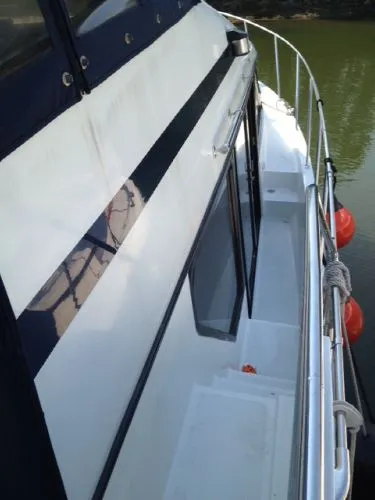 Slide: The Image of Tollycraft 3911 Cockpit Motor Yacht 1990 - 6