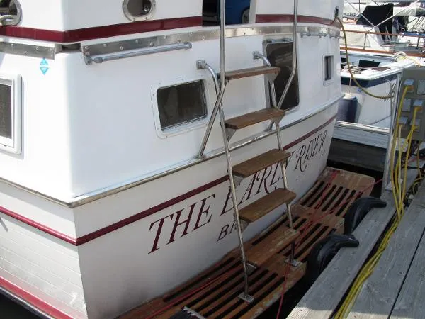 Slide: The Image of Marine Trader Motor Yacht 1986 - 1