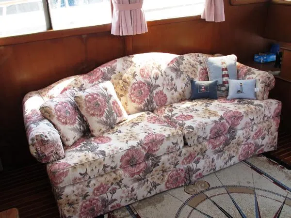 Slide: The Image of Marine Trader Motor Yacht 1986 - 10