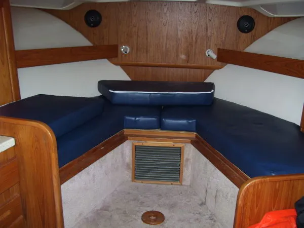 Slide: The Image of Luhrs 320 Open 1998 - 2