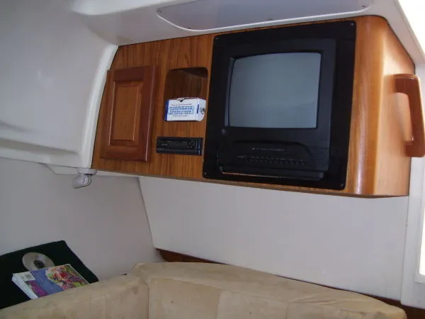 Slide: The Image of Luhrs 320 Open 1998 - 3