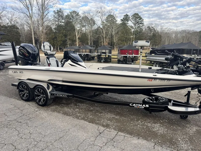 Slide: The Image of Caymas CX 21 PRO 2023 - 4