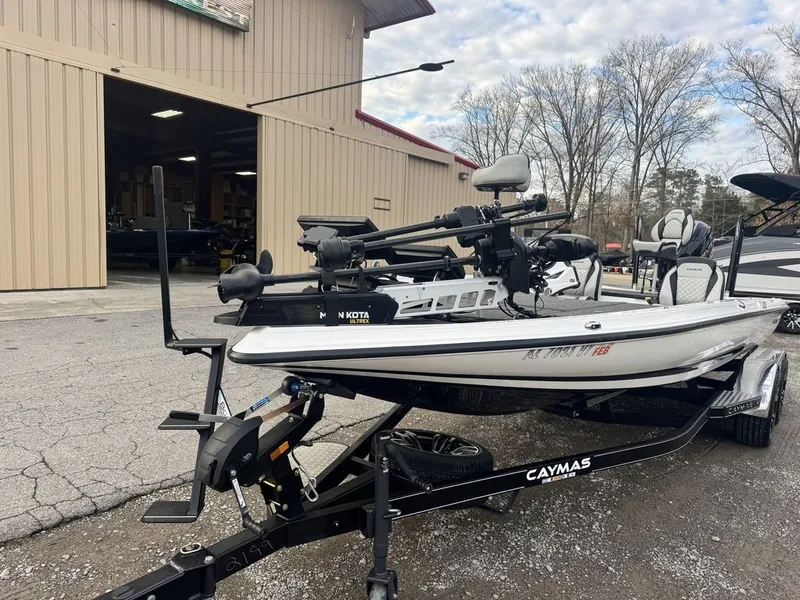 Slide: The Image of Caymas CX 21 PRO 2023 - 5