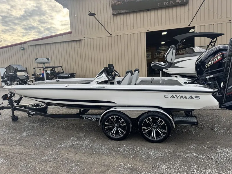 Slide: The Image of Caymas CX 21 PRO 2023 - 8