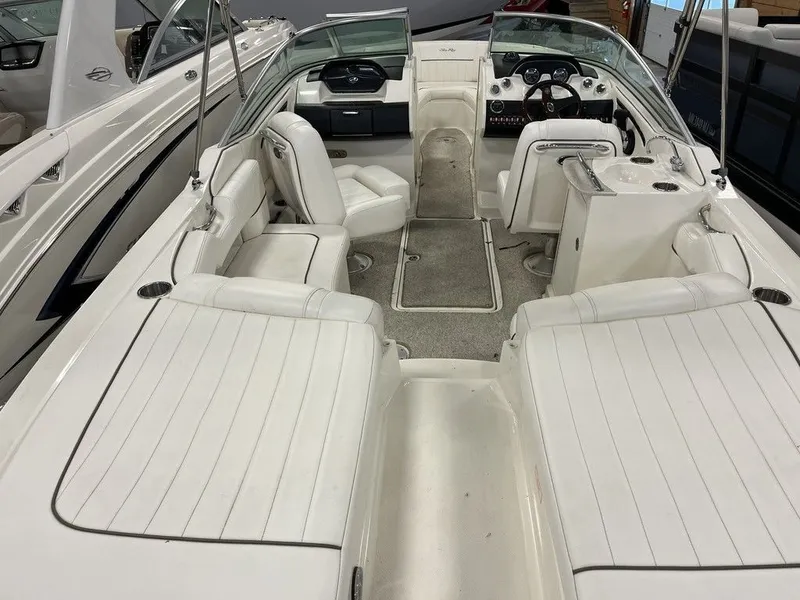 Slide: The Image of Sea Ray SLX 250 2008 - 5