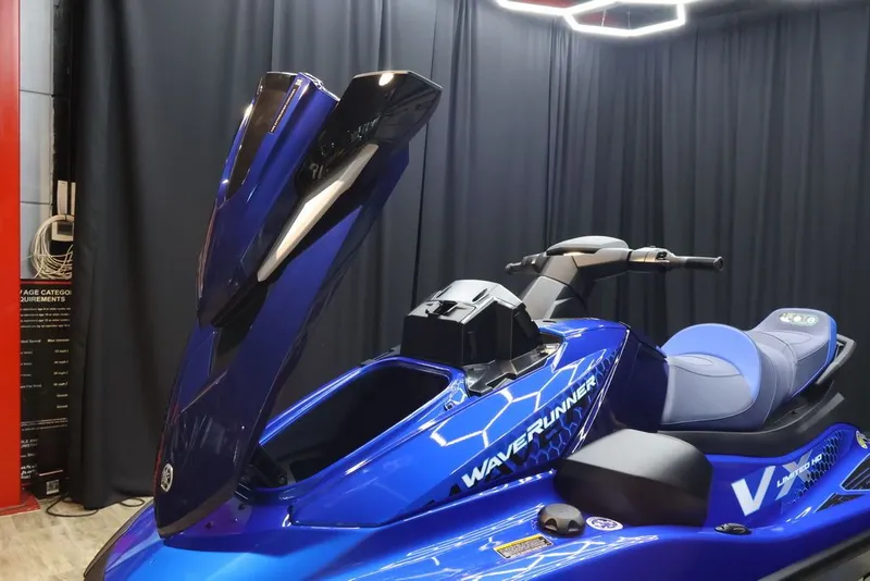 Slide: The Image of Yamaha VX® Limited HO 2026 - 16