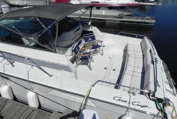 Slide: The Image of Chris-Craft 336 Commander 1987 - 0