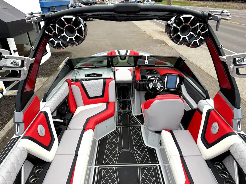 Slide: The Image of Tigé 25ZX 2021 - 11