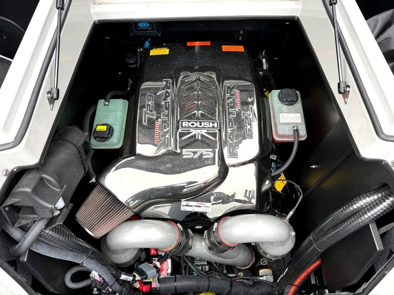 Slide: The Image of Tigé 25ZX 2021 - 19