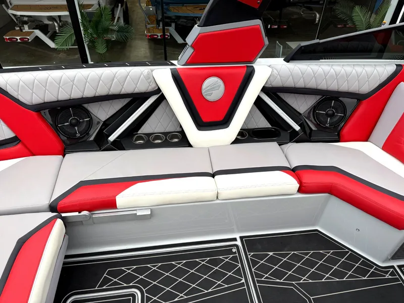 Slide: The Image of Tigé 25ZX 2021 - 23