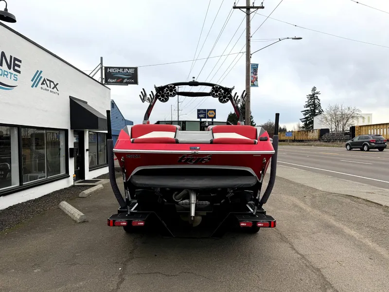 Slide: The Image of Tigé 25ZX 2021 - 5