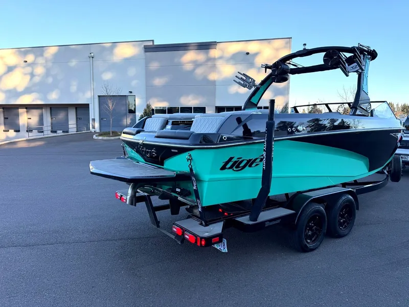 Slide: The Image of Tigé Z3 2022 - 7