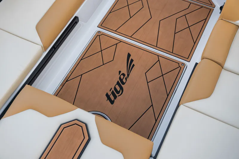 Slide: The Image of Tigé Z5 2023 - 25