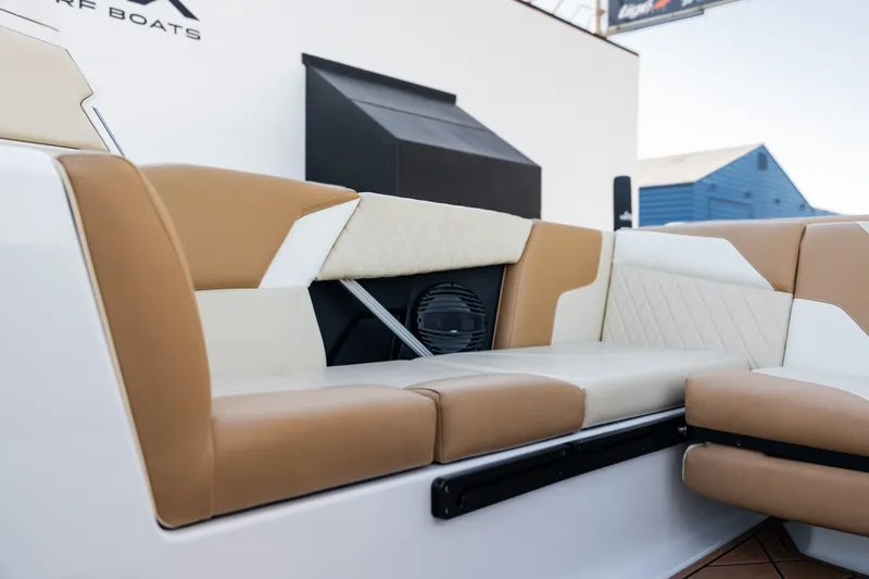 Slide: The Image of Tigé Z5 2023 - 27