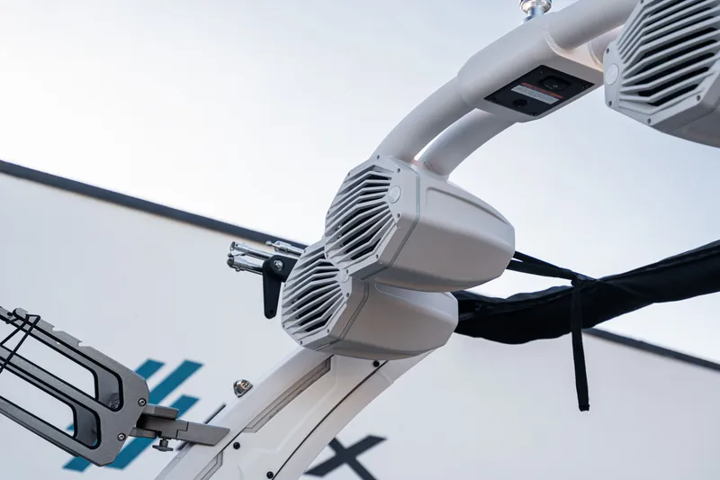 Slide: The Image of Tigé Z5 2023 - 34