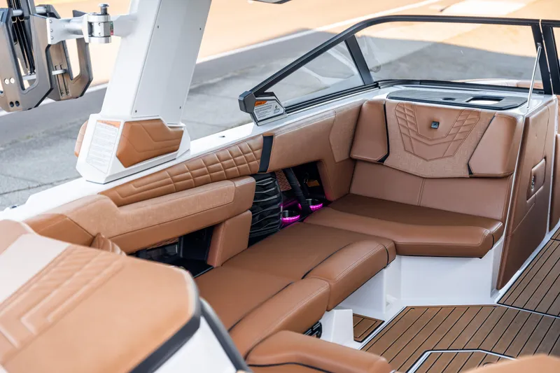 Slide: The Image of Nautique Super Air Nautique G21 2023 - 22