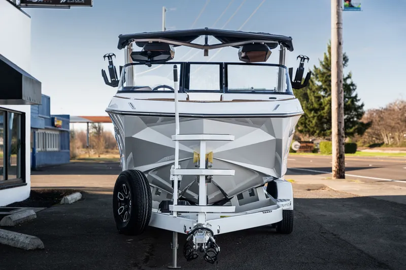 Slide: The Image of Nautique Super Air Nautique G21 2023 - 9