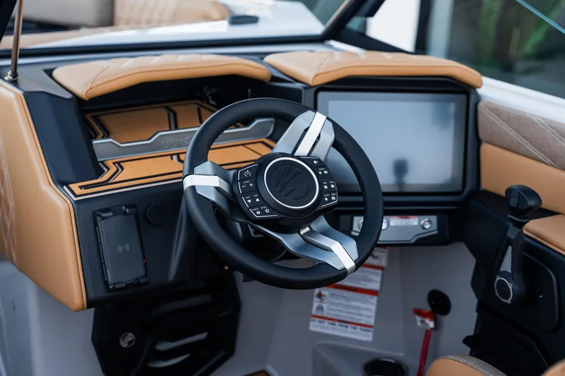 Slide: The Image of Tigé 22RZX 2026 - 16