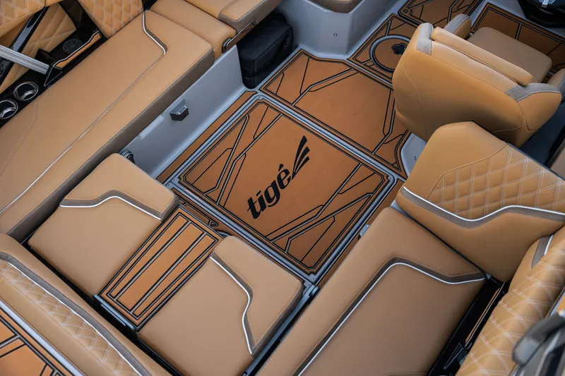 Slide: The Image of Tigé 22RZX 2026 - 21