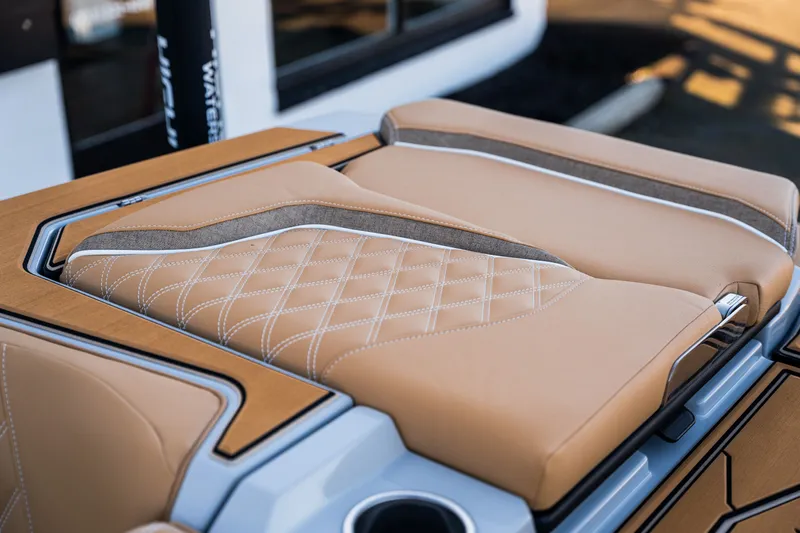 Slide: The Image of Tigé 22RZX 2026 - 23