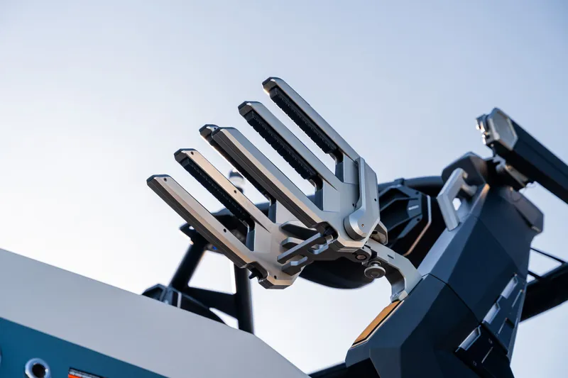 Slide: The Image of Tigé 22RZX 2026 - 32