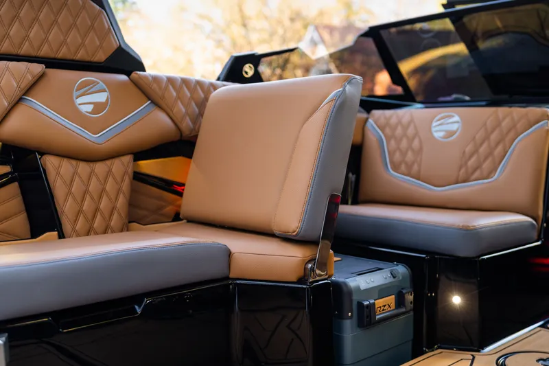 Slide: The Image of Tigé 24RZX 2026 - 21