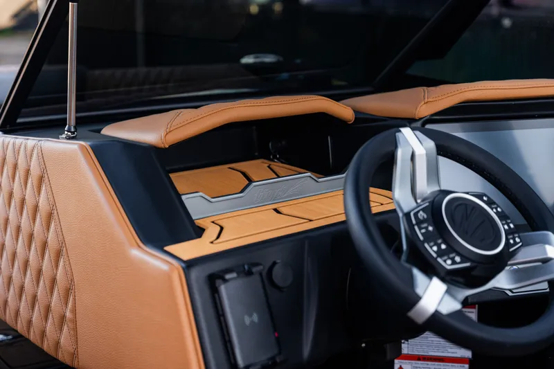 Slide: The Image of Tigé 24RZX 2026 - 29