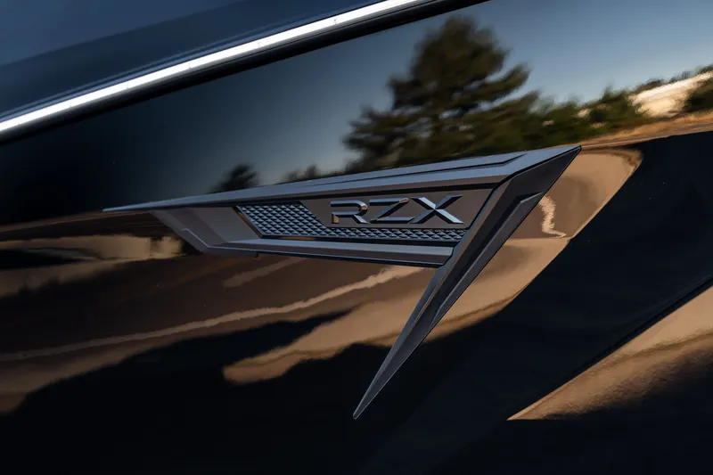 Slide: The Image of Tigé 24RZX 2026 - 34