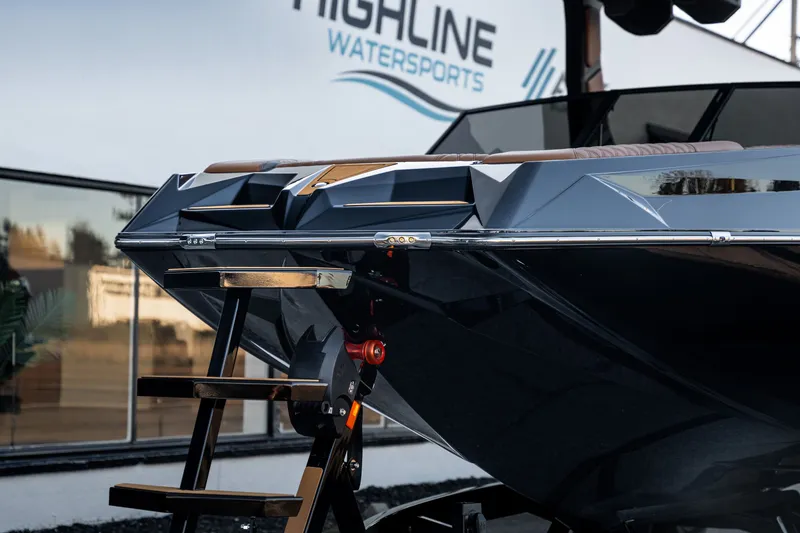 Slide: The Image of Tigé 24RZX 2026 - 7