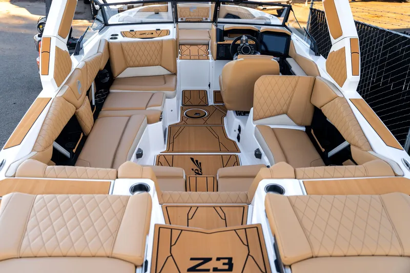 Slide: The Image of Tigé Z3 2026 - 15