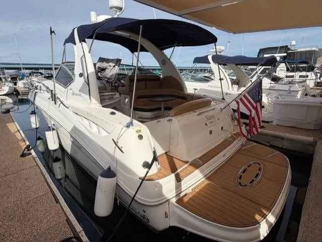 The Image of Sea Ray Sundancer 320 2005 - 1