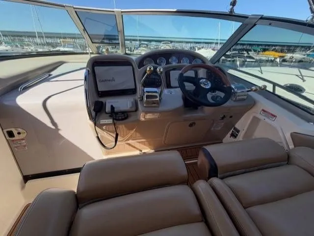 Slide: The Image of Sea Ray Sundancer 320 2005 - 13