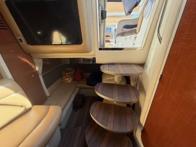 Slide: The Image of Sea Ray Sundancer 320 2005 - 18