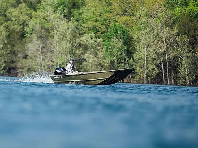 The Image of Lowe L1448 Jon 2026 - 1