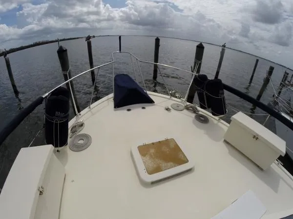Slide: The Image of Hatteras 43 Motor Yacht 1985 - 5