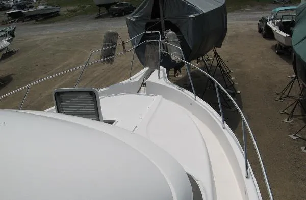 Slide: The Image of Silverton 392 Motor Yacht 1999 - 3