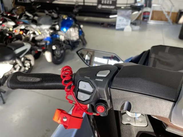 Slide: The Image of Kawasaki Jet Ski STX 2026 - 17