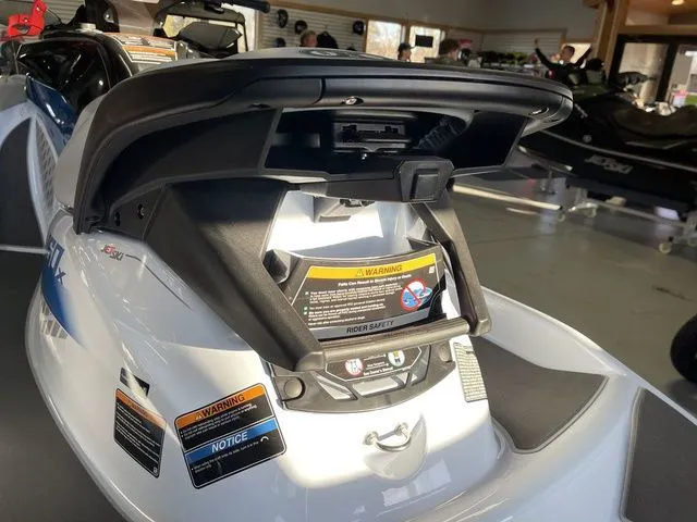 Slide: The Image of Kawasaki Jet Ski STX 2026 - 6