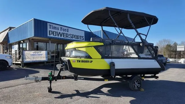 The Image of Sea-Doo Switch Cruise 18 2022 - 1